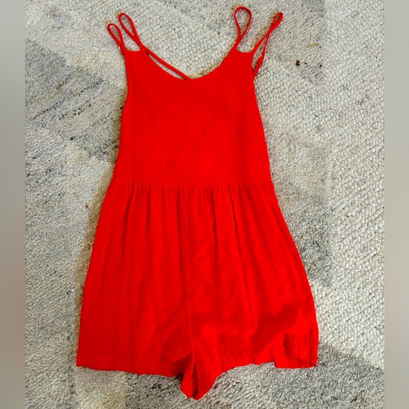 SUPER CUTE ORANGE ROMPER! - Picture 1 of 3